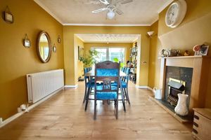 Dining Room- click for photo gallery